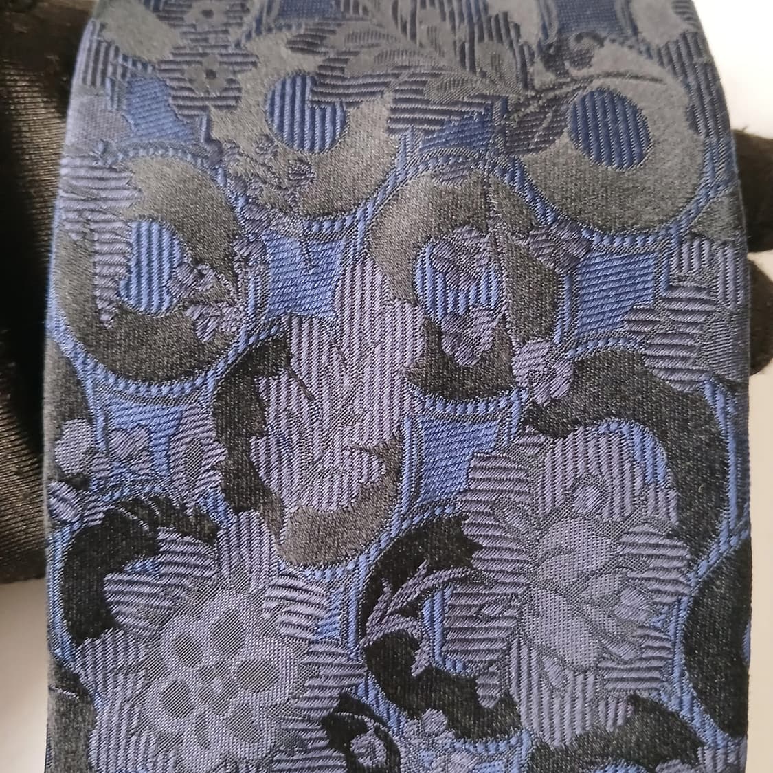 벨그라비아 실크 네이비 자카드 패턴 넥타이 9cm A+등급 A19382
 상품이미지7