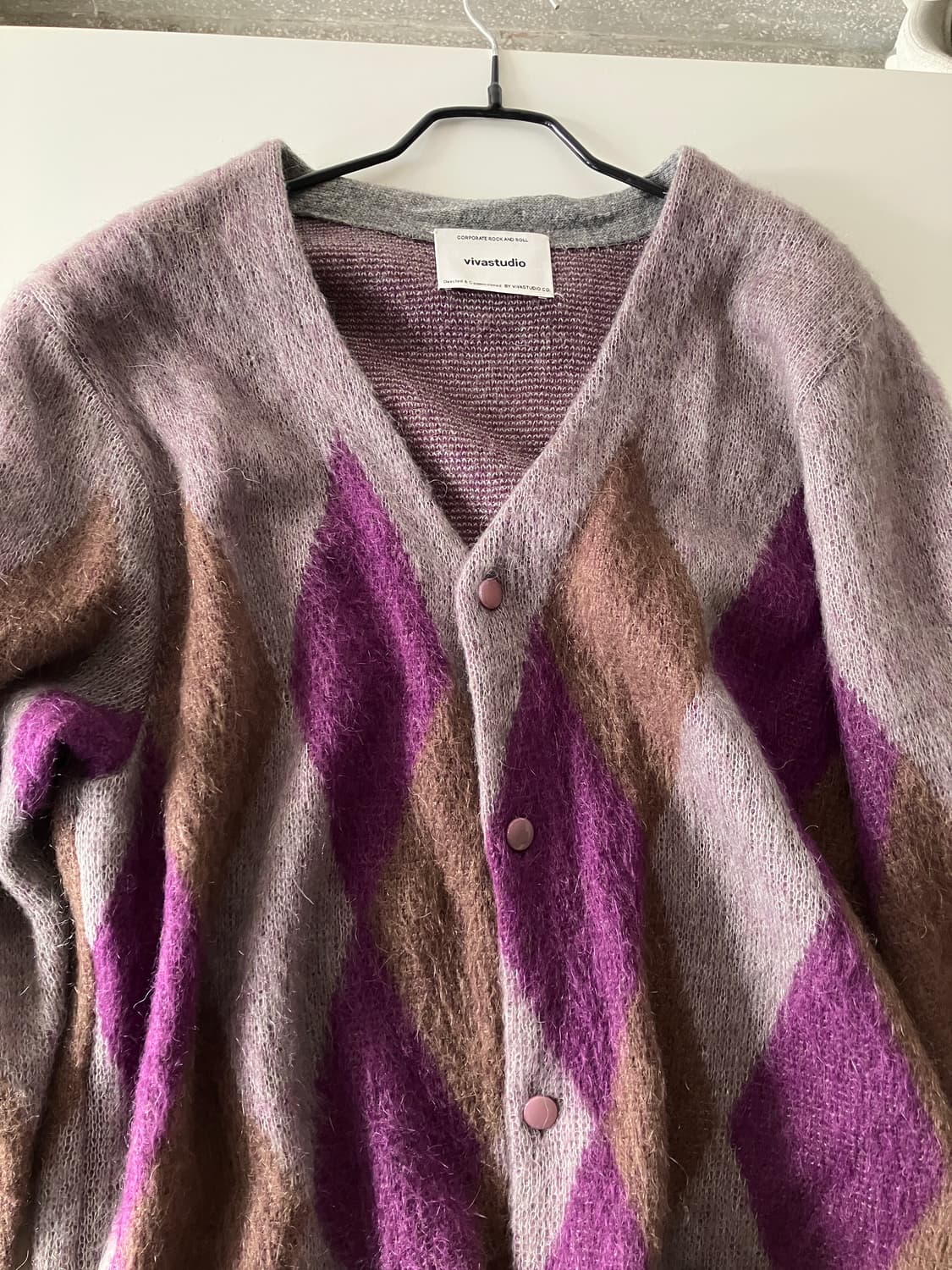 비바스튜디오 모헤어 아가일 가디건  상품이미지3