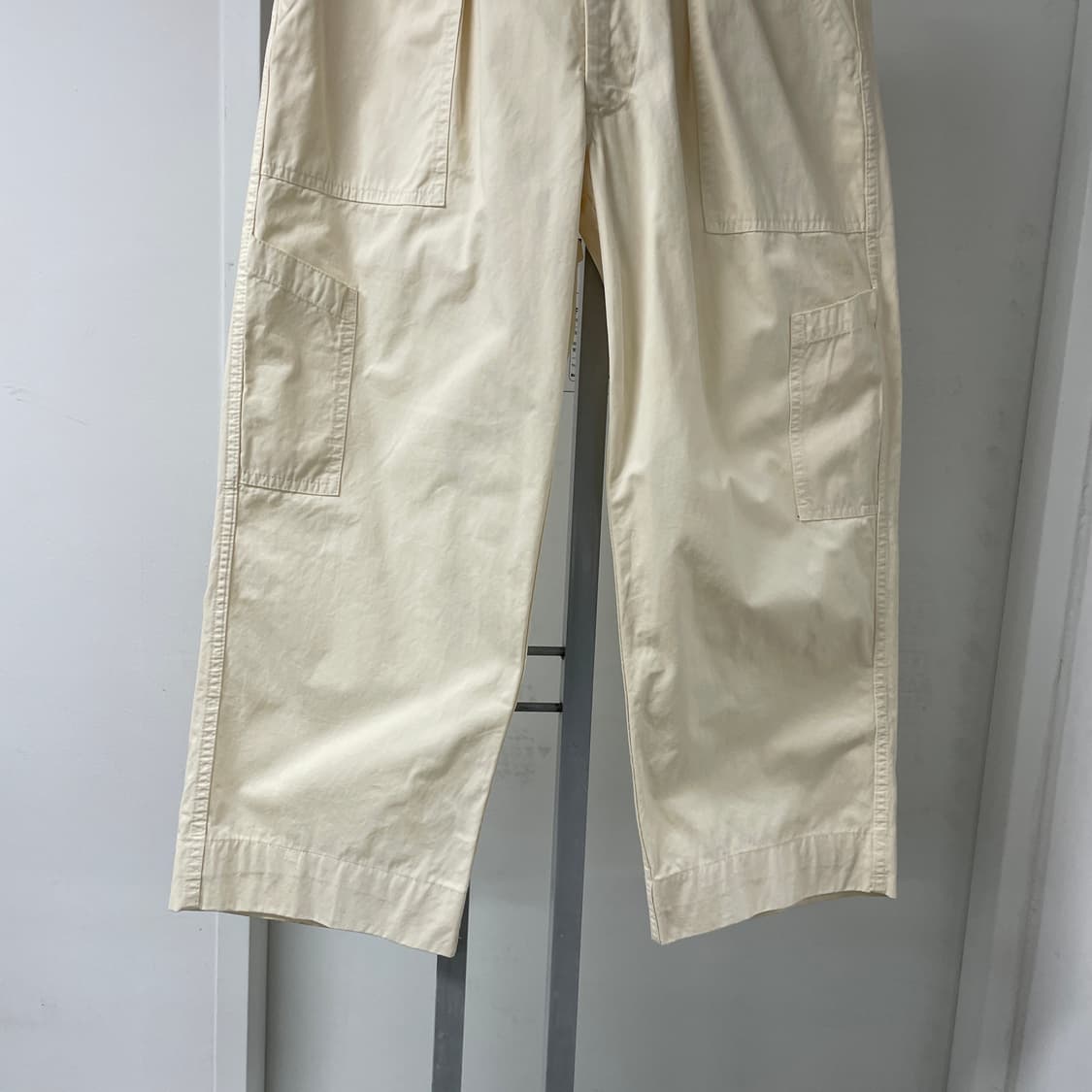 이스크하버서플러스 아이보리 팬츠 - 상품이미지3