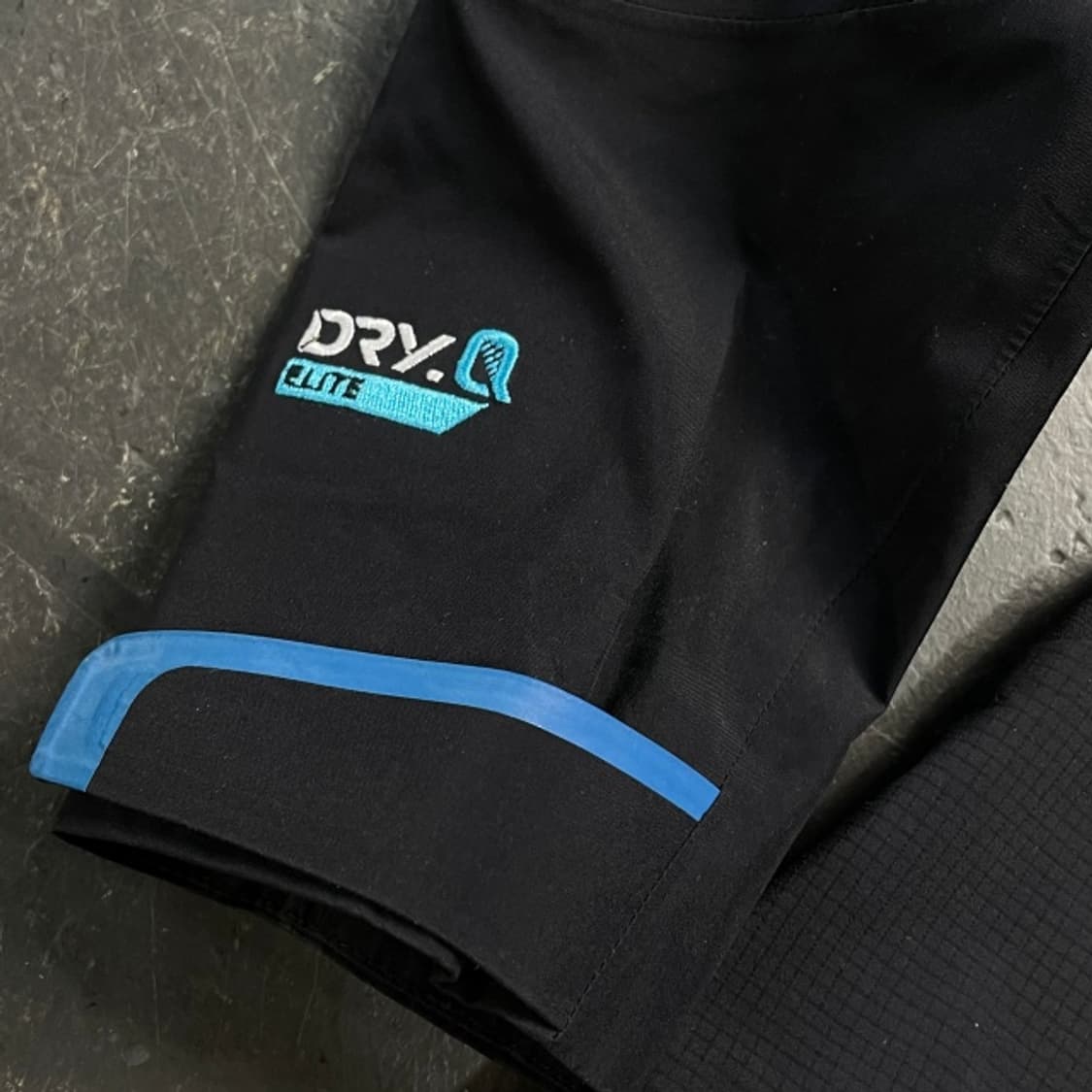 90 마운틴하드웨어 우먼스 바람막이 상품이미지4