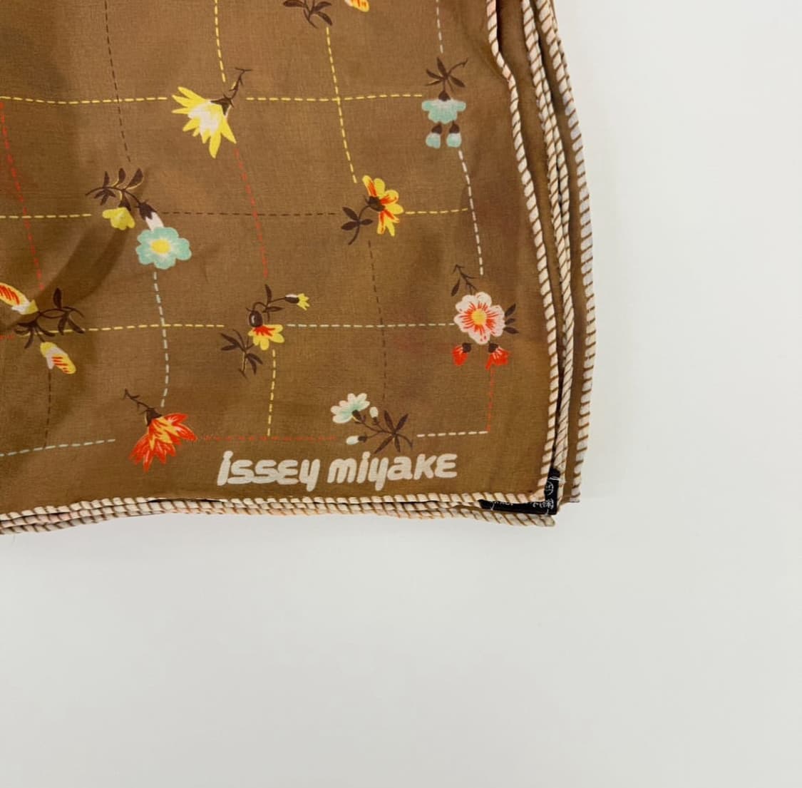 이세이미야케 플라워 패턴 스카프 상품이미지3