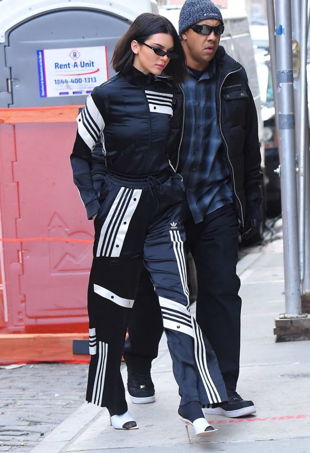 아디다스 파이어버드 트랙팬츠 단종제품 (제니, 켄달제너, 손나은 칙용) 상품이미지2