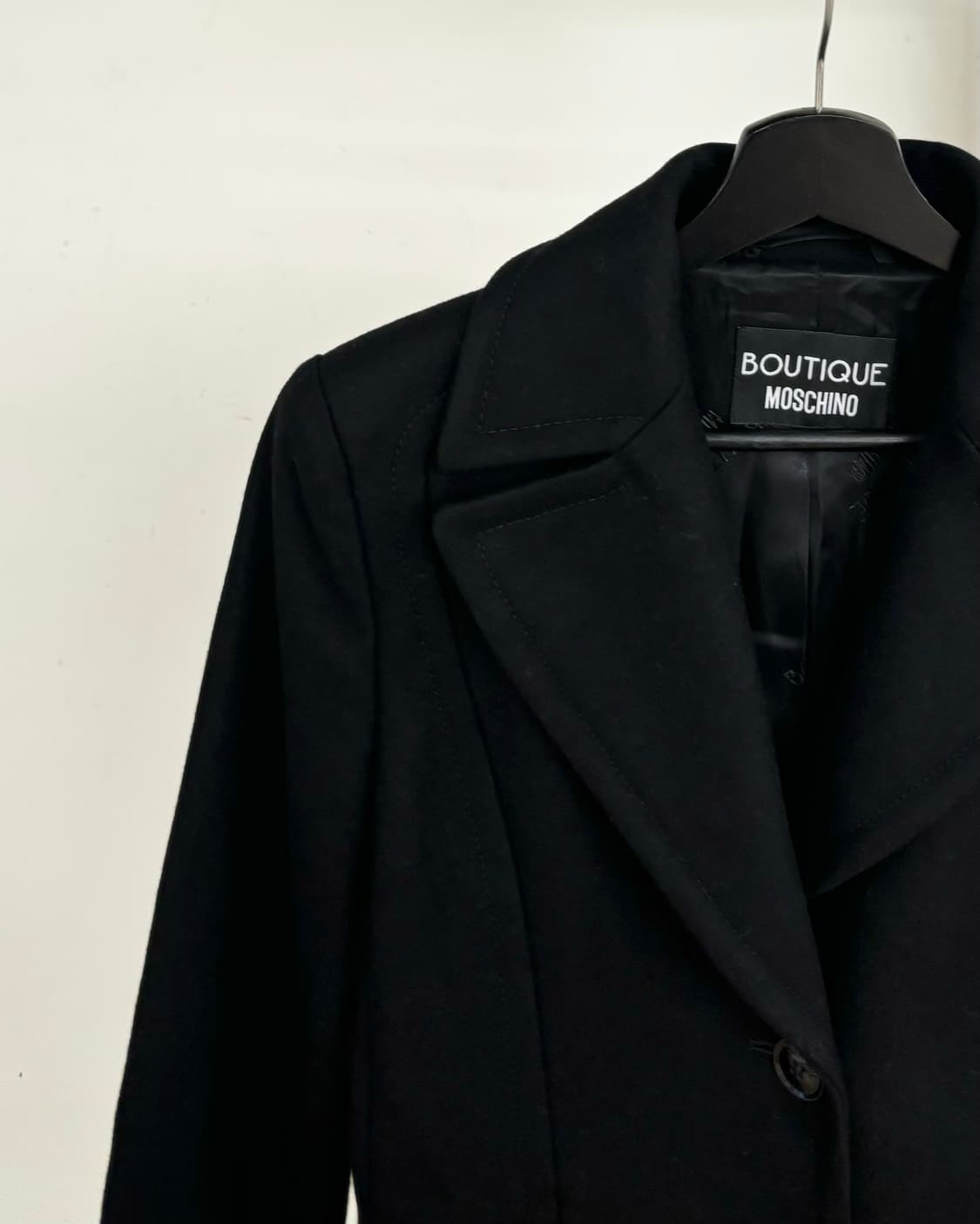 모스키노 로즈 프린팅 블랙 울 코트 상품이미지3