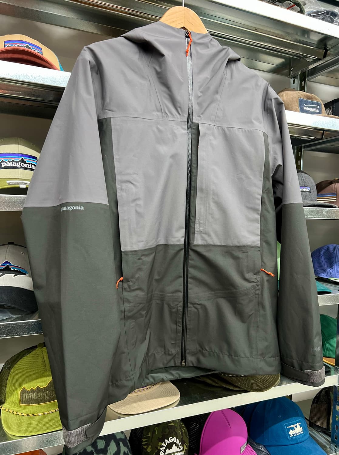 Patagonia  Boulder Fork Rain Jacket  상품이미지3
