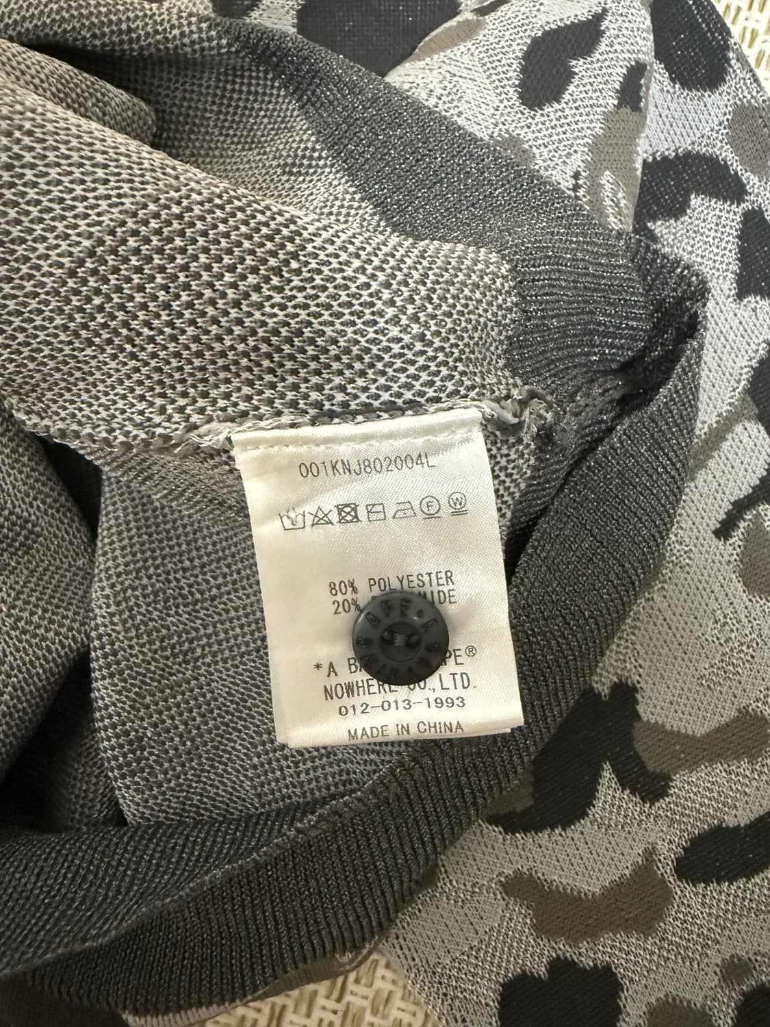 베이프 크롭 가디건 상품이미지2