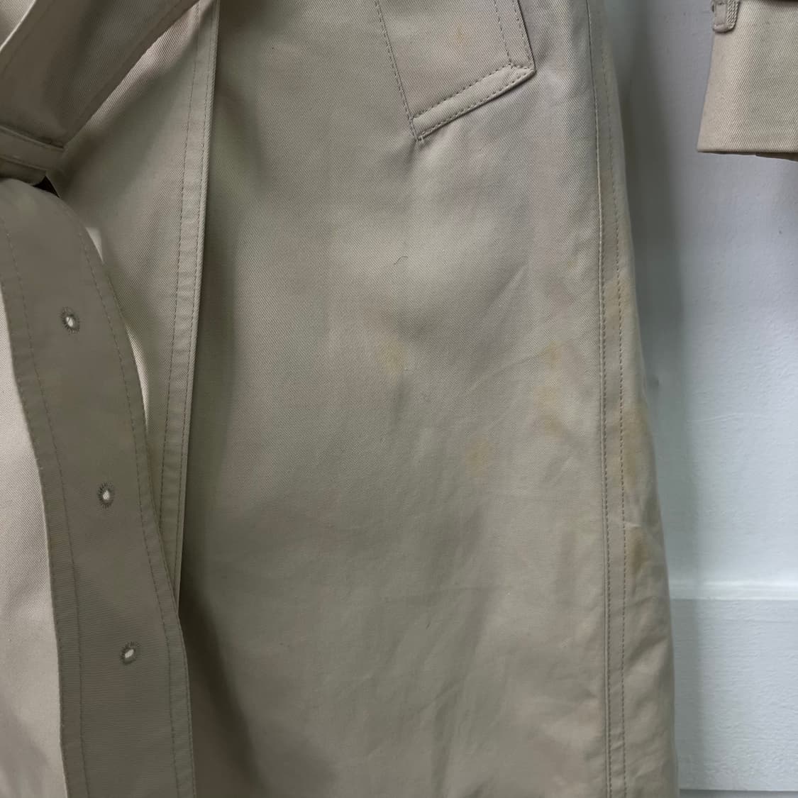 95 버버리 벨티드 트렌치 코트 상품이미지8