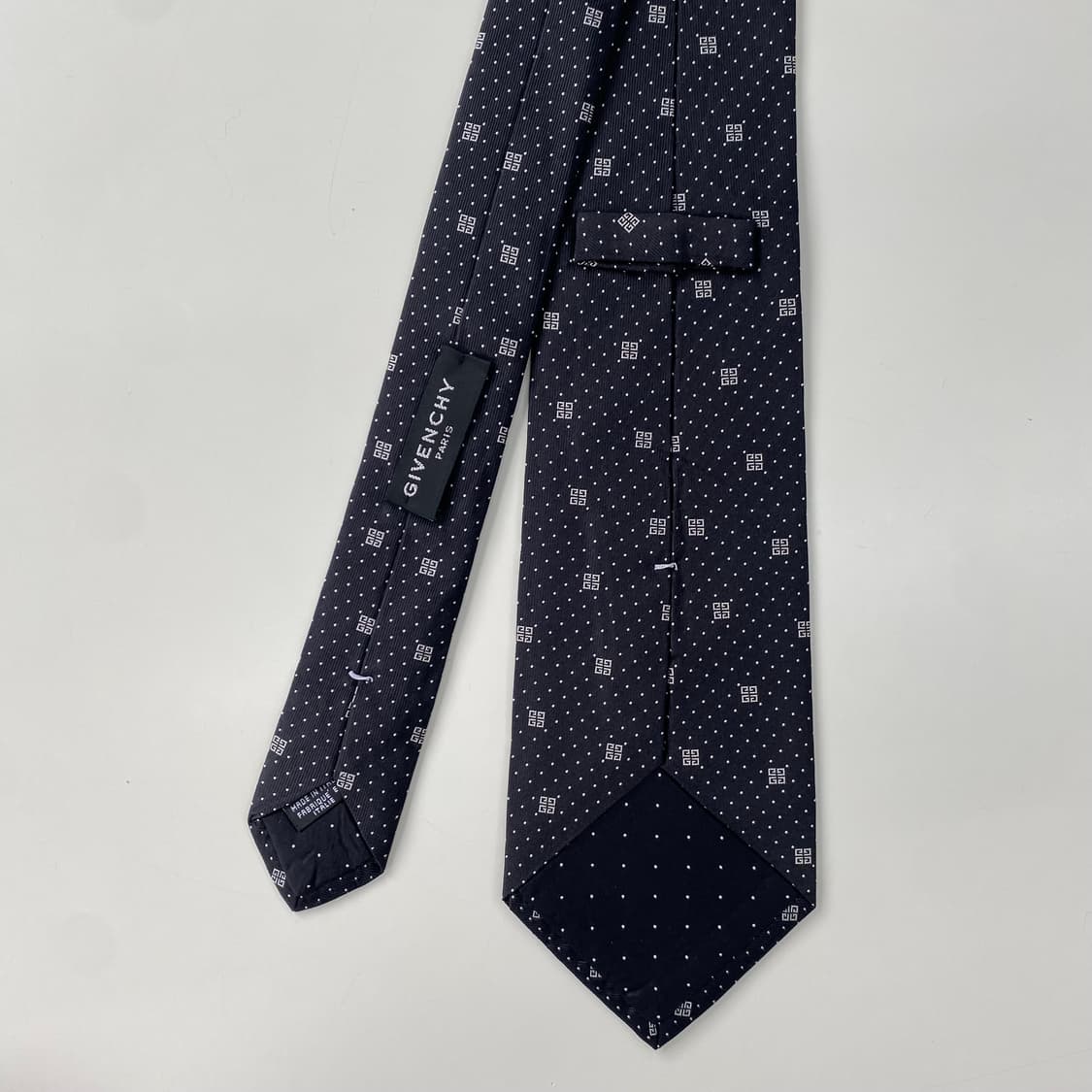 신형라벨 지방시 정품 명품블랙 넥타이 (GIVENCHY)8.7cm 상품이미지3