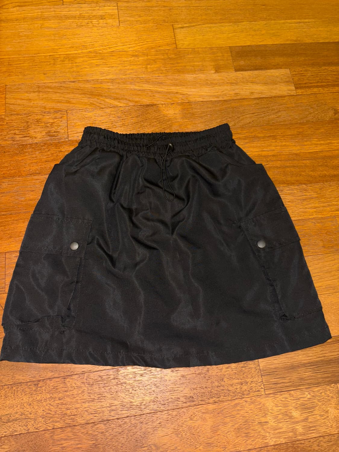 블랙 카고 미니스커트 상품이미지1