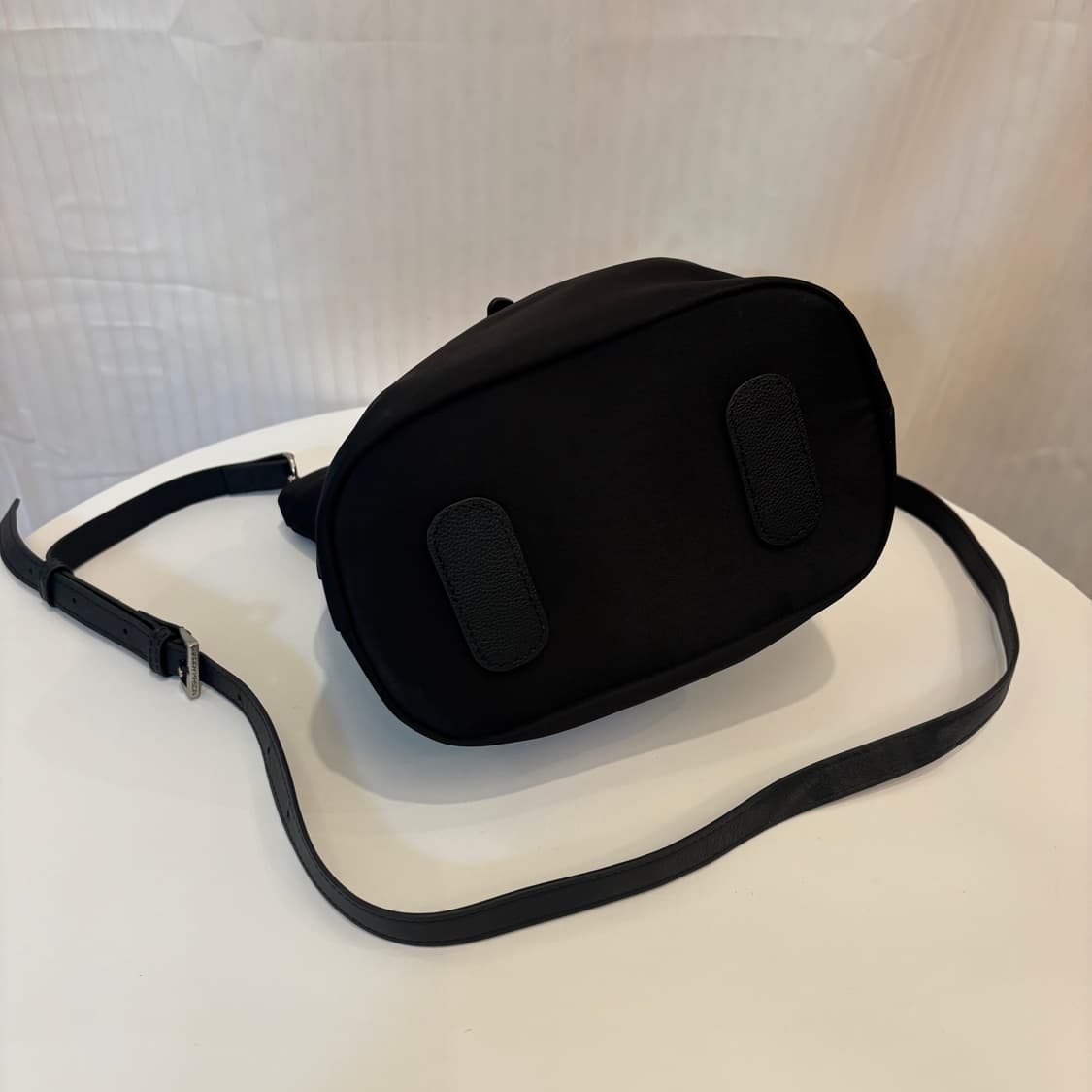 정품 해리메이슨 버킷 크로스백     상품이미지7