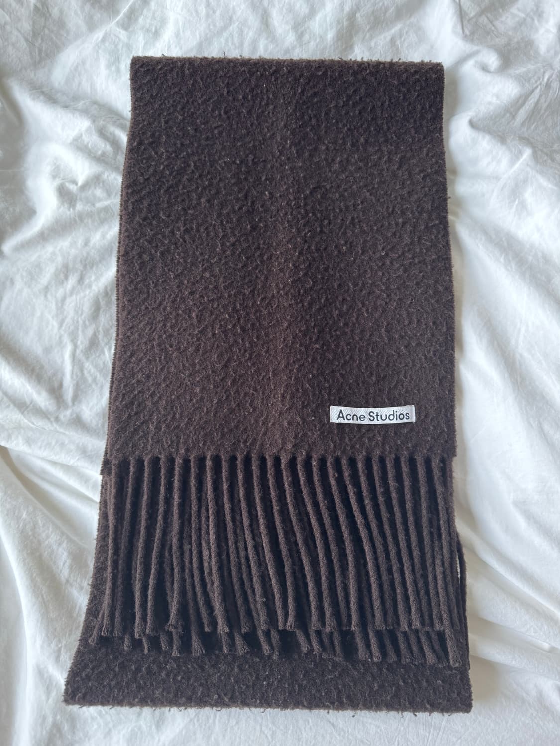 아크네스튜디오 상품이미지2