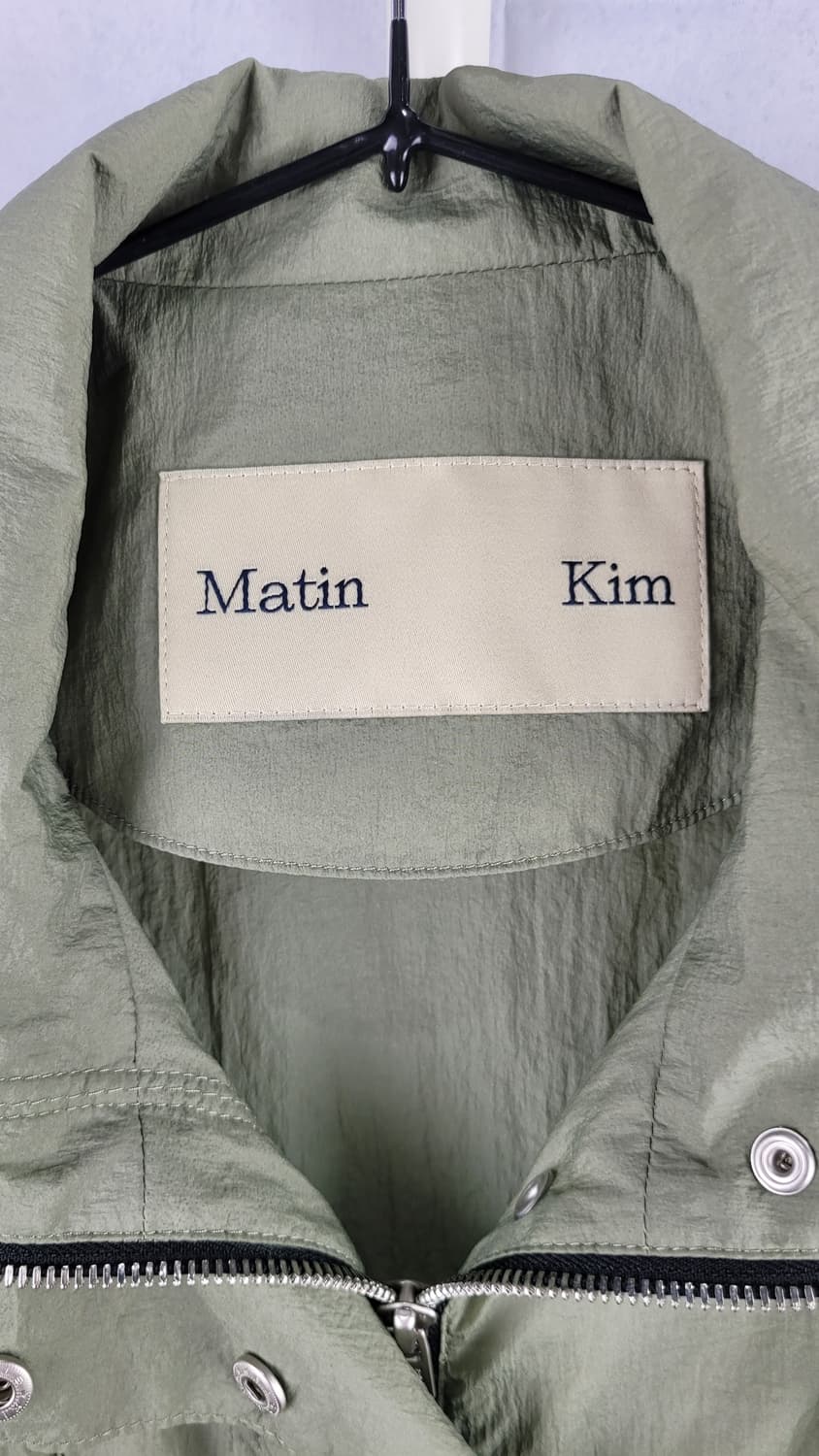 마뗑킴 나일론 바람막이 자켓 카키 상품이미지2