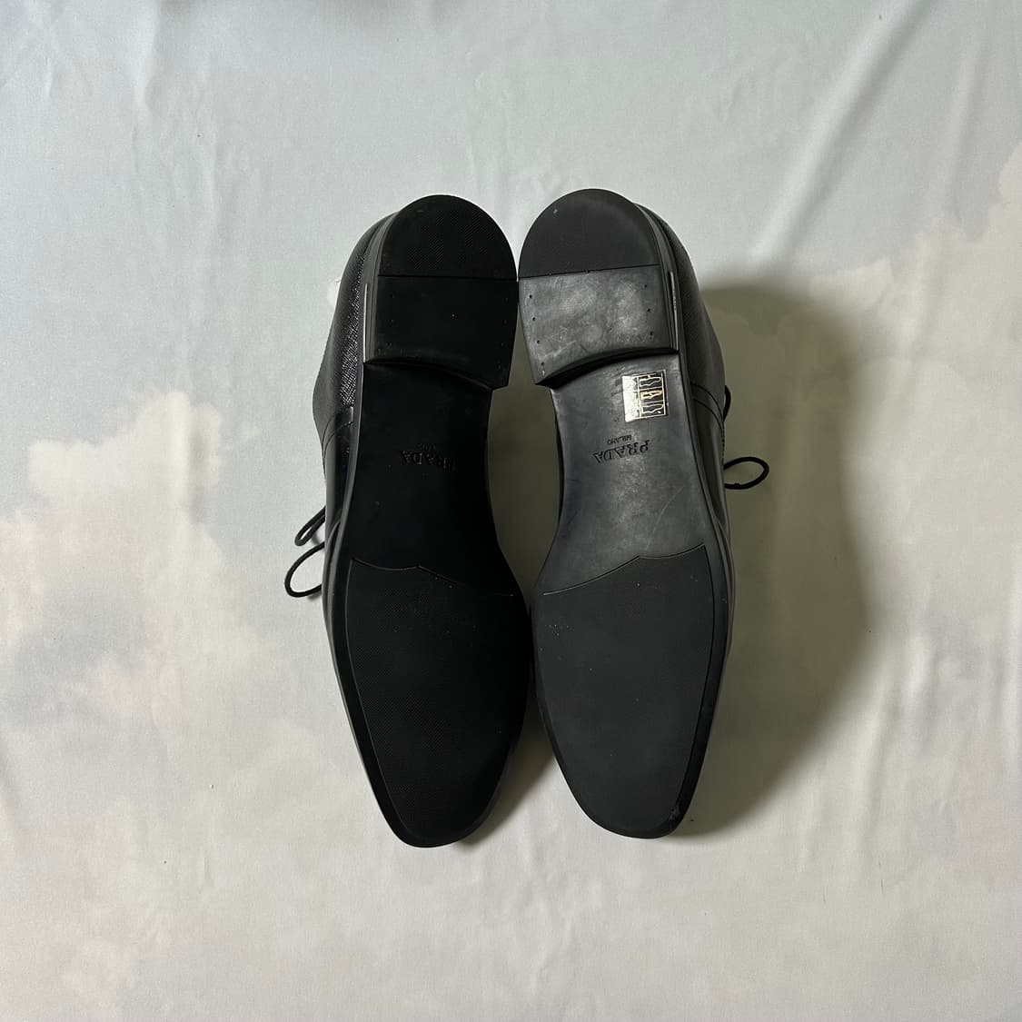 Prada spazzolato plain toe derby 상품이미지5