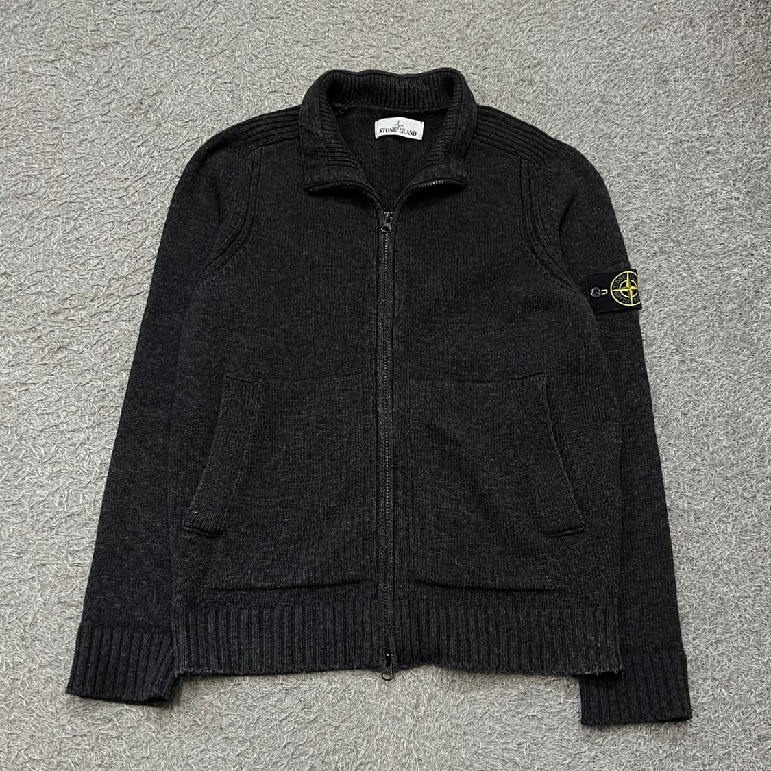 [95-100] 스톤 아일랜드 니트집업(매장판) 상품이미지2