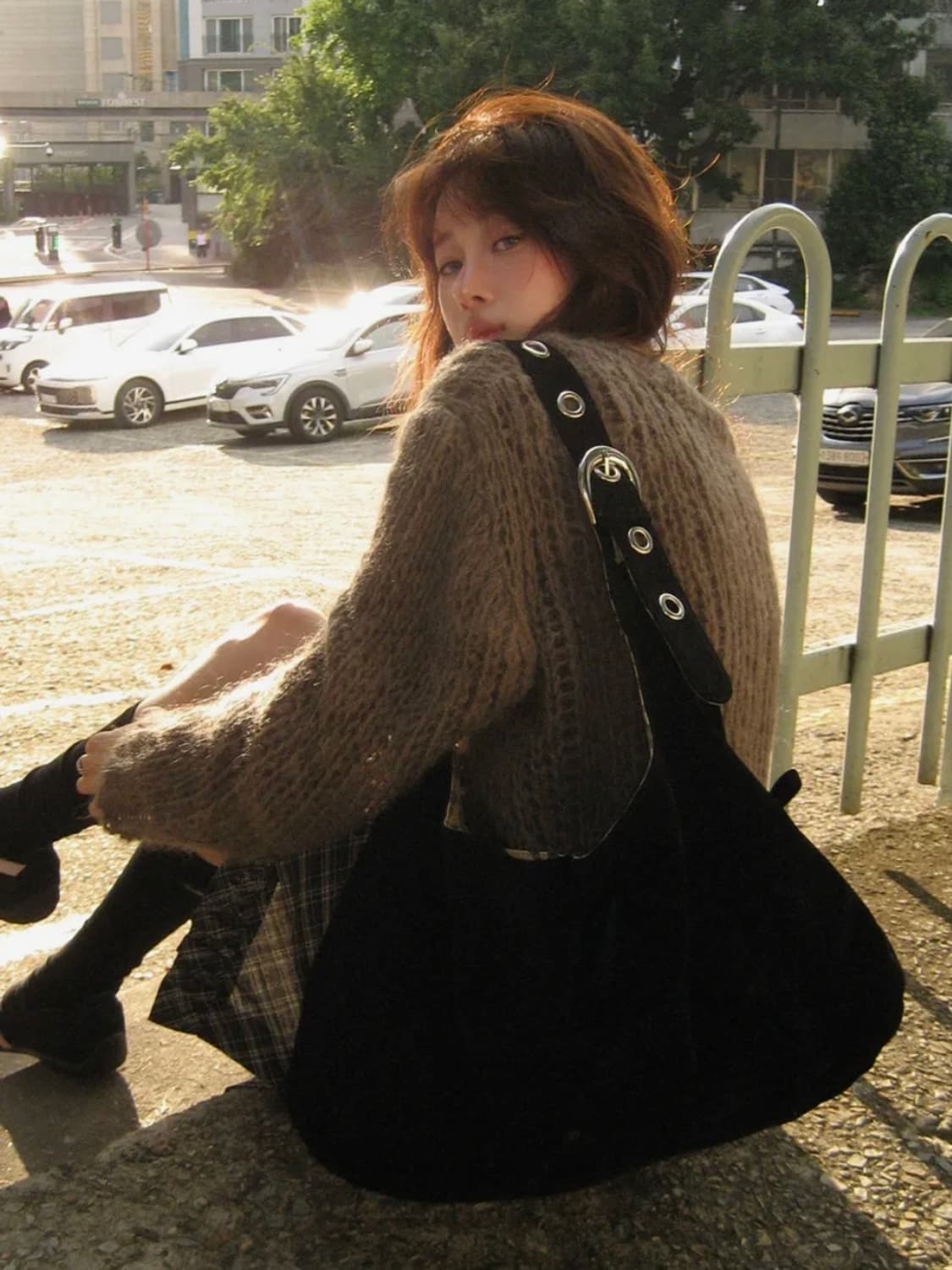 레터리 리버시블 숄더백 블랙 상품이미지6