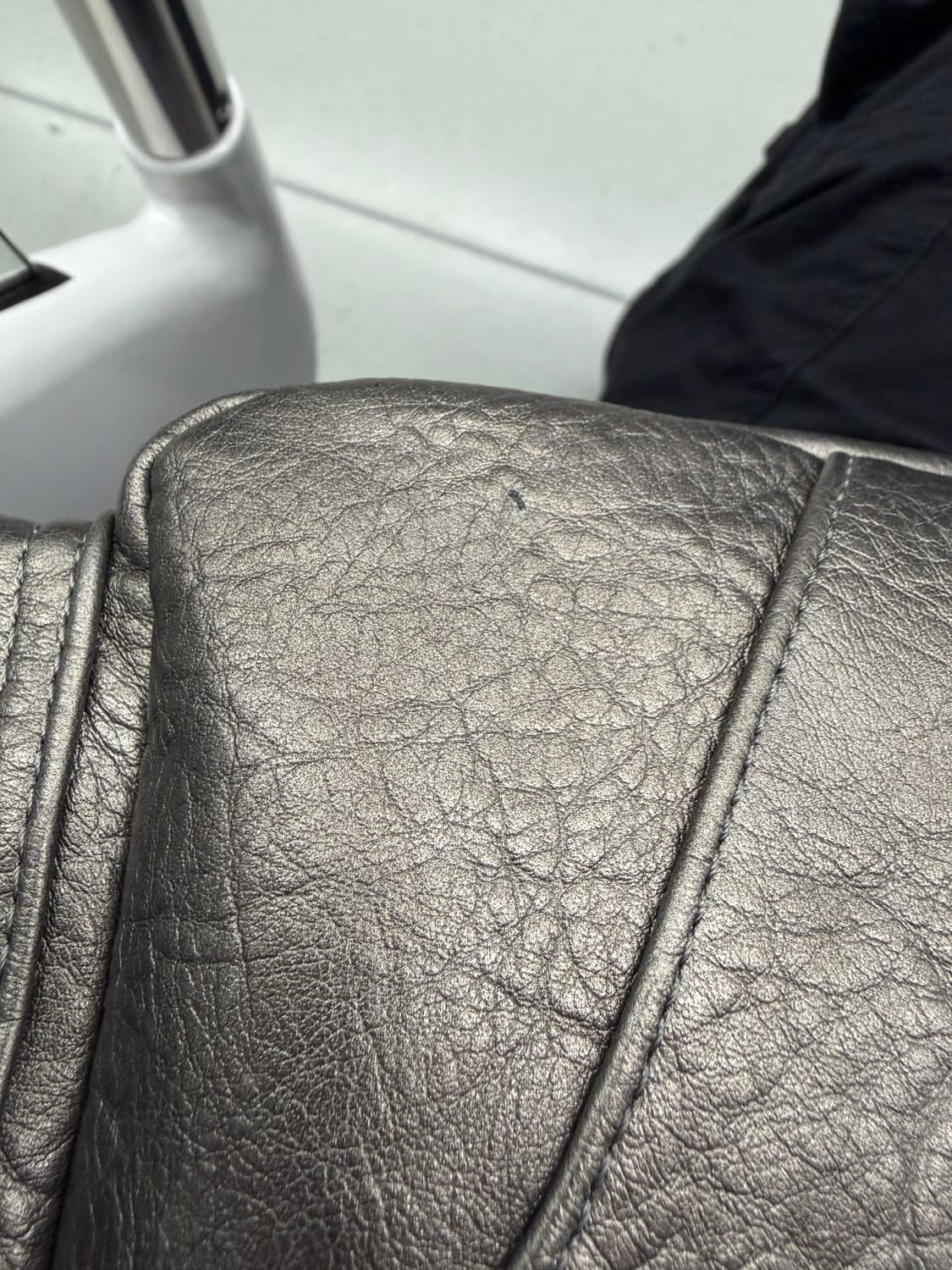 이우가마카라스 숄더백 실버(스트랩x) 상품이미지4