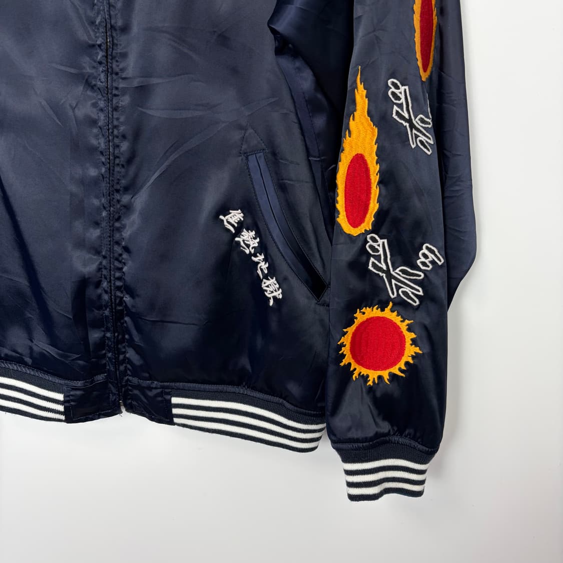 근육맨 작가 일러스트 스카잔 수베니어 자켓 상품이미지3