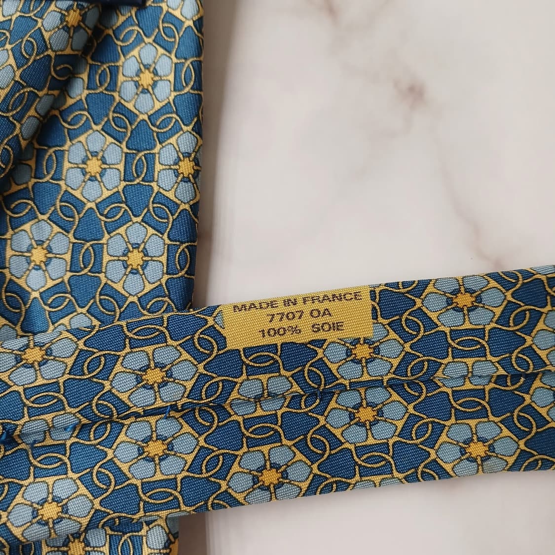 에르메스 실크 블루 플라워 패턴 넥타이 9.2cm A등급 A19135
 상품이미지10