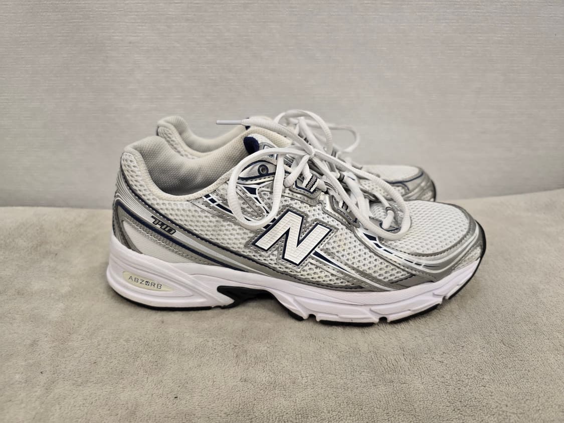 뉴발란스 740 화이트 네이비 운동화 런닝화 스니커즈 260 상품이미지4