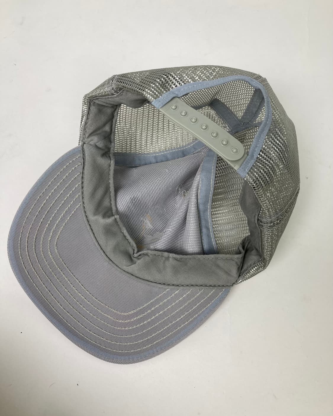 90s Trucker Hat (light grey) 상품이미지4