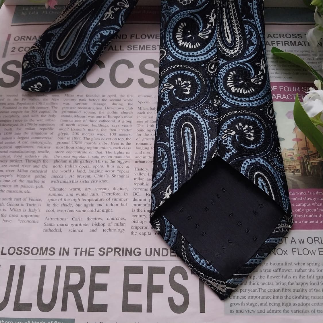 휴고보스 실크 네이비 페이즐리 넥타이 7.9cm A+등급 K1619
 상품이미지7