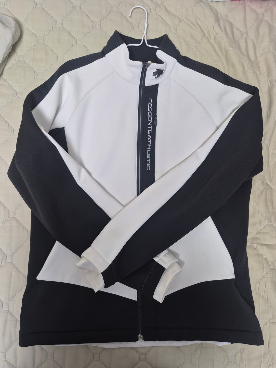 데상트집업  상품이미지1