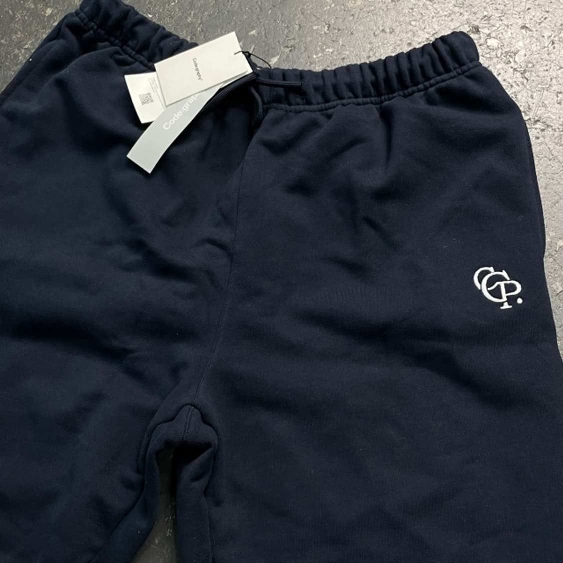 100 코드그라피 스웻팬츠 새상품 상품이미지2