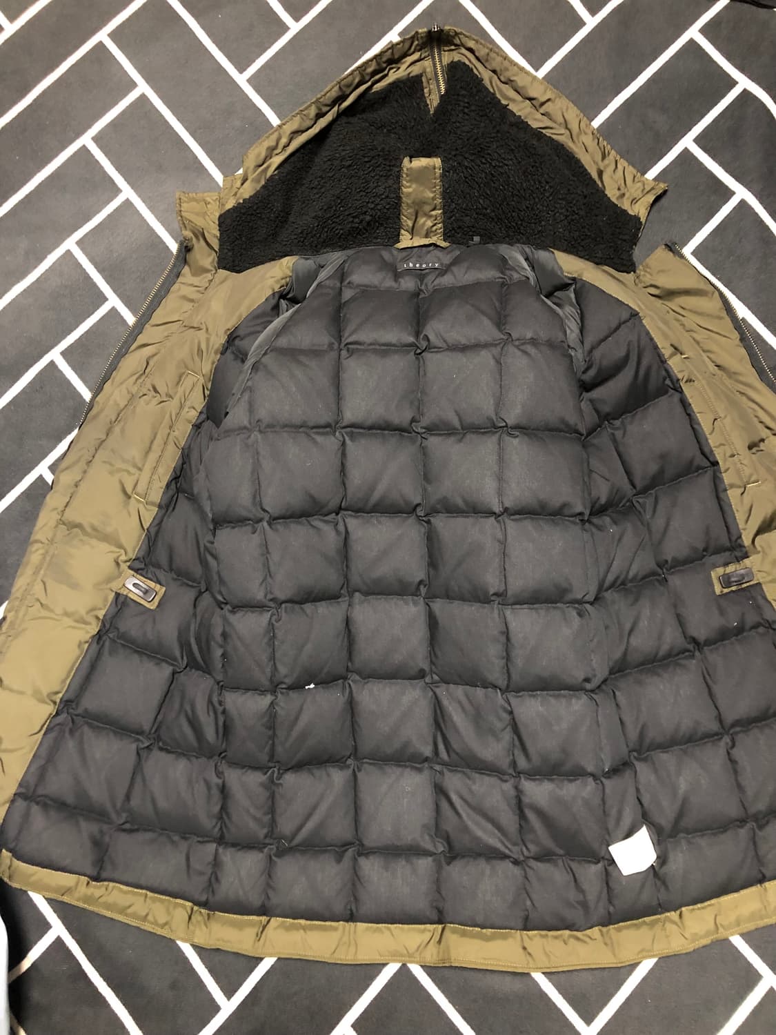 (횡재가)띠어리 시어링 무스탕 사선패딩/몽클레어타임스톤우영미톰포드에르메스 상품이미지7