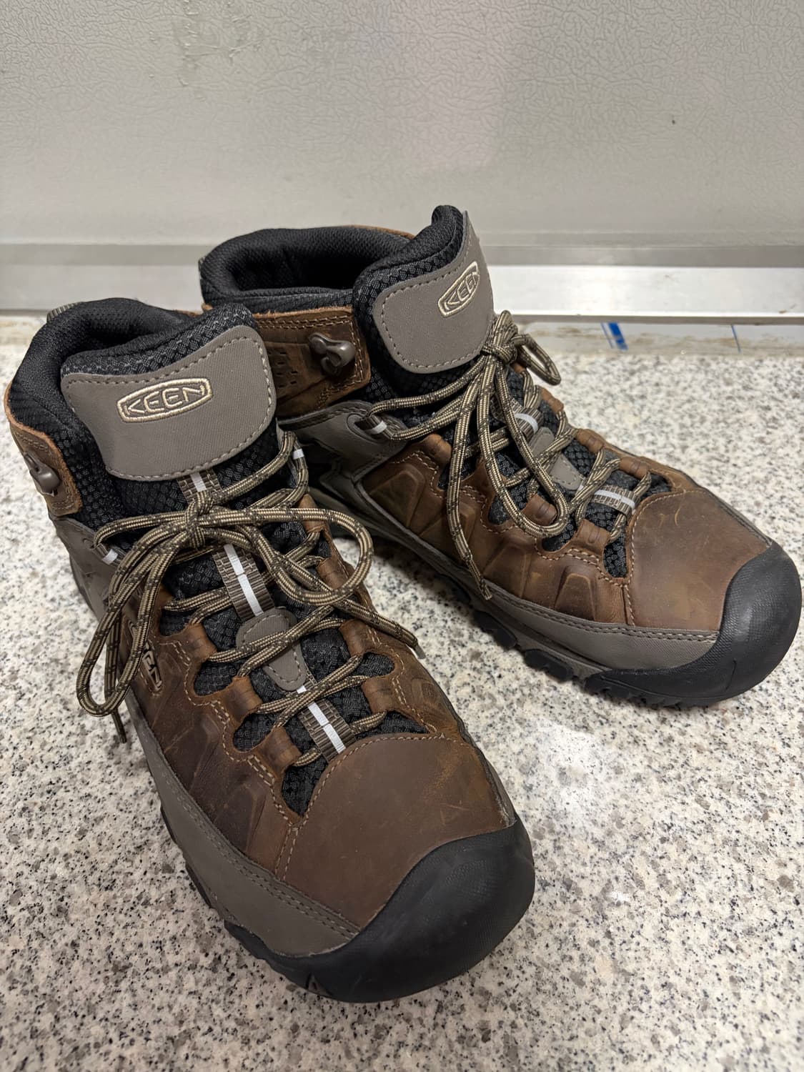 270 keen 킨 타기3 트래킹화 등산화 상품이미지1