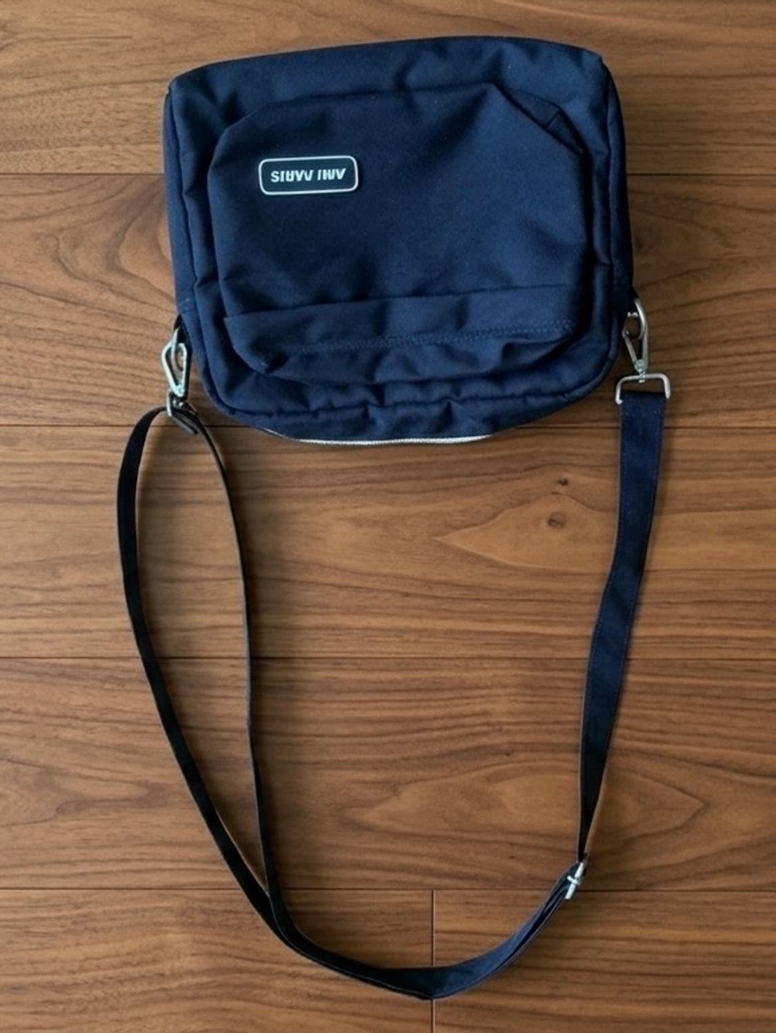 Ami crossback 아미 크로스백 상품이미지1