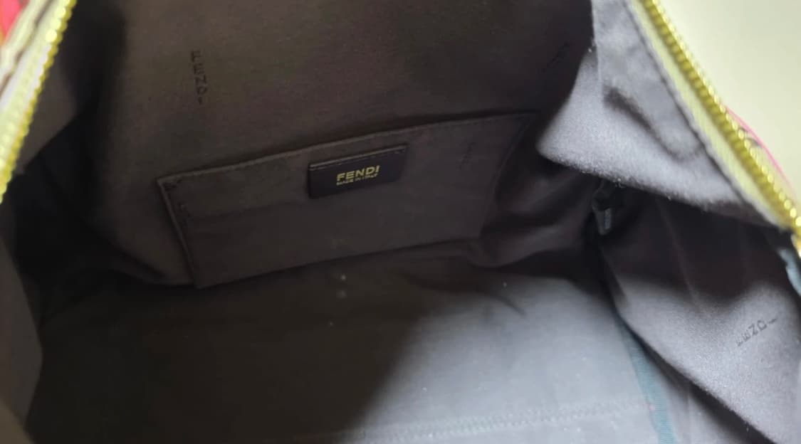 펜디 FF 로고 보스턴 더플백 상품이미지4