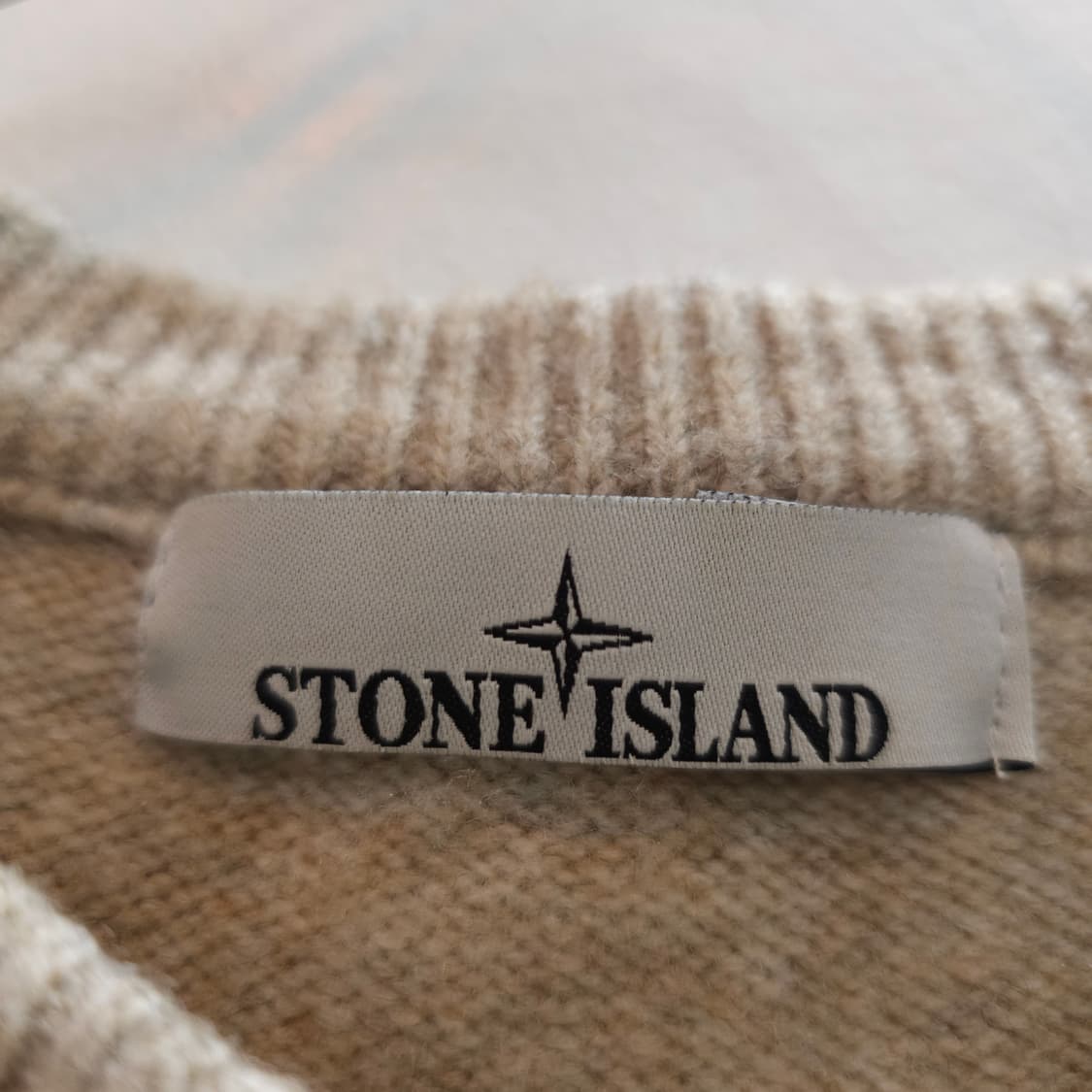 스톤아일랜드 클래식 와펜 니트 상품이미지9