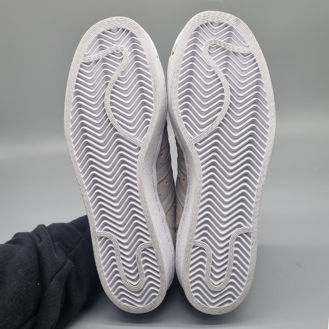 아디다스 슈퍼스타 80s메탈토 스니커즈250 상품이미지3