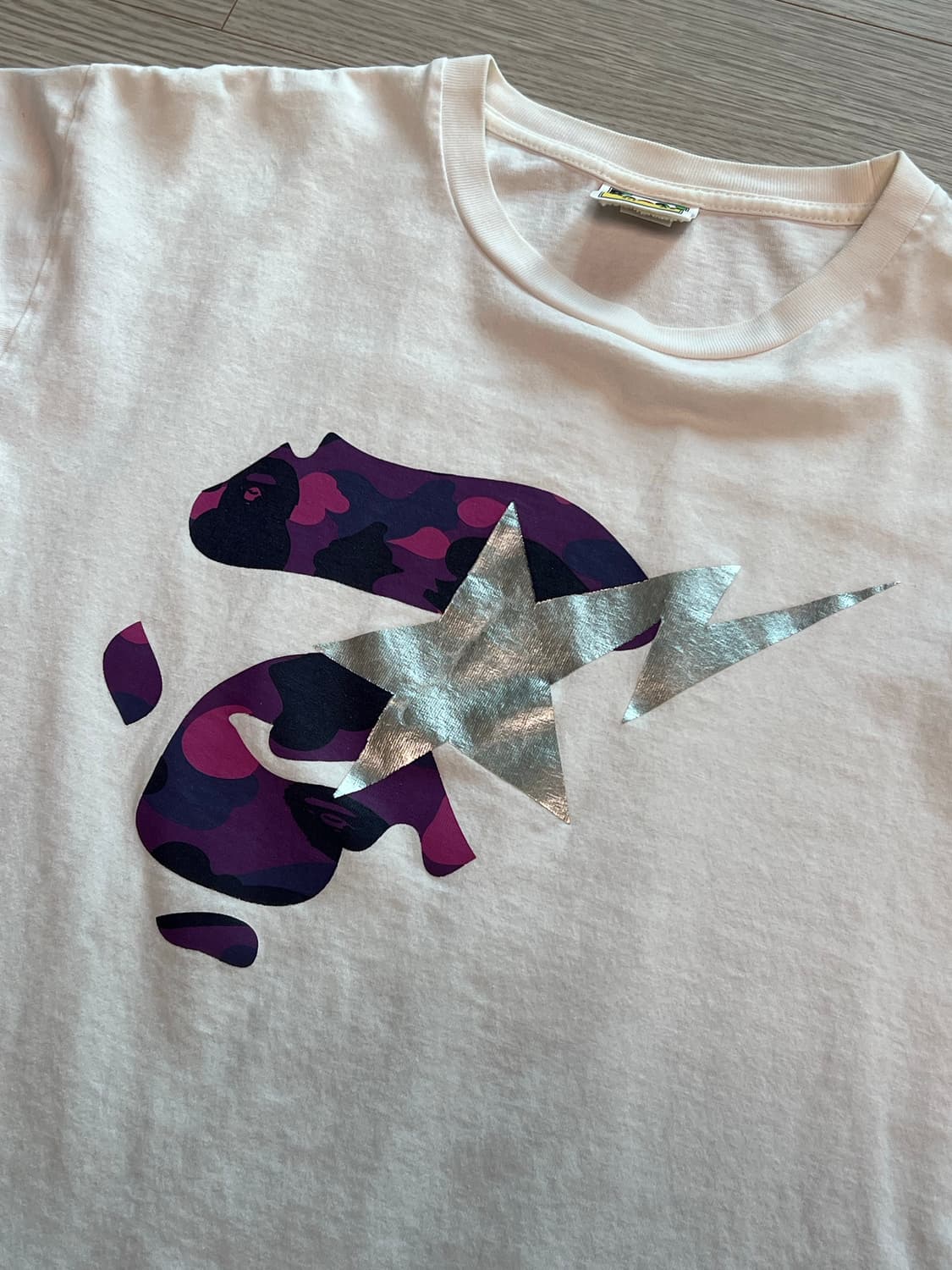 베이프 베이프스타 퍼플 카모 에이프 페이스 티셔츠 상품이미지4