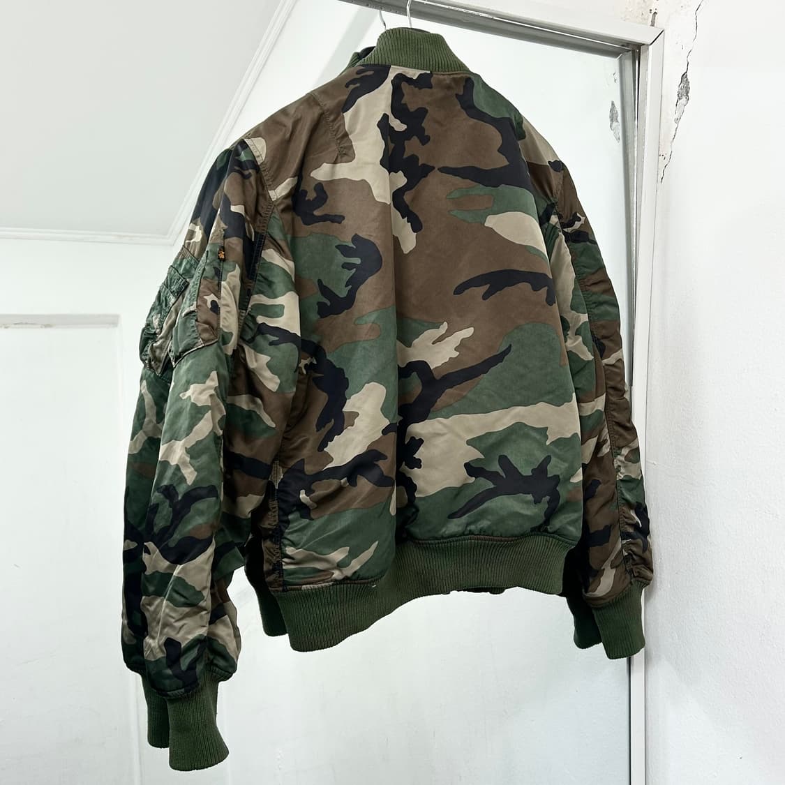 알파인더스트리 카모 MA-1 자켓 상품이미지5
