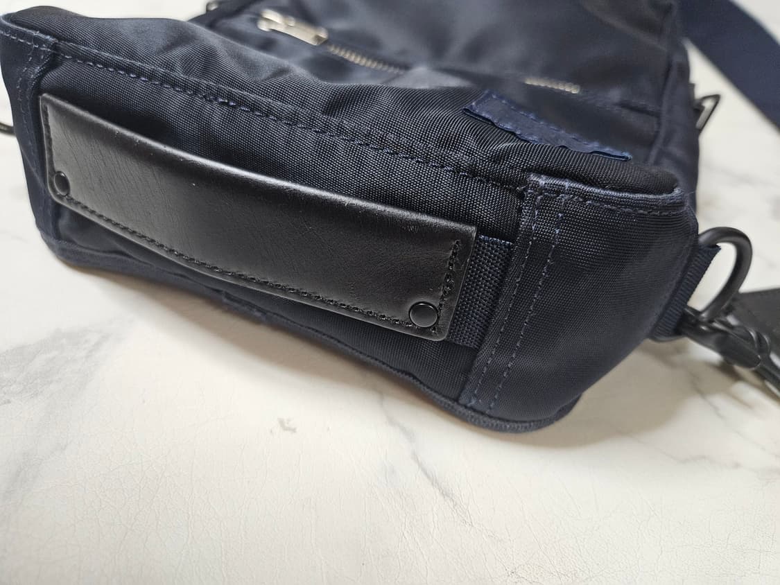 요시다 포터 리프트 슬링백 숄더백 다크블루 822-06134 상품이미지5