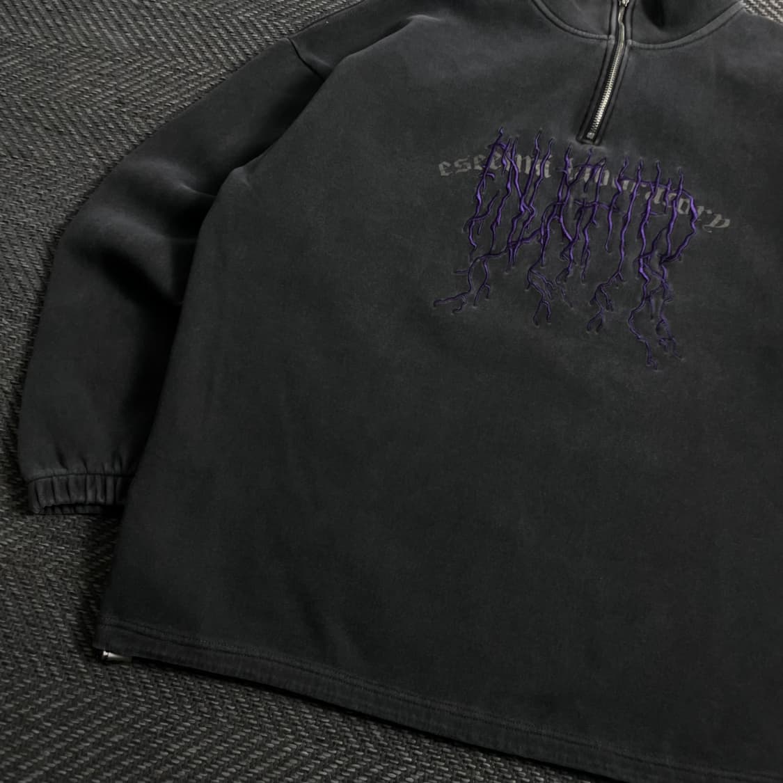 에씰미 썬더볼트 스웻 하프 집업 티셔츠y 3901 상품이미지3