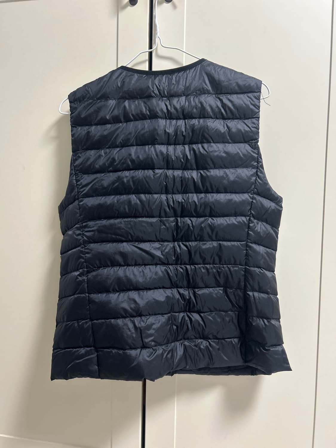 유니클로 경량패딩조끼 여성 L 상품이미지3