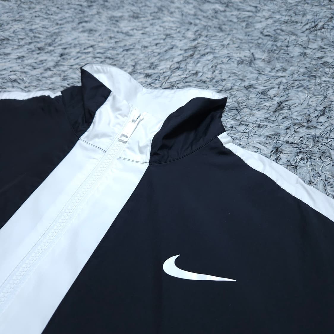 나이키) L 여자 리펠에센셜 윈드러너 바람막이자켓 / 왕눈이샵 상품이미지4