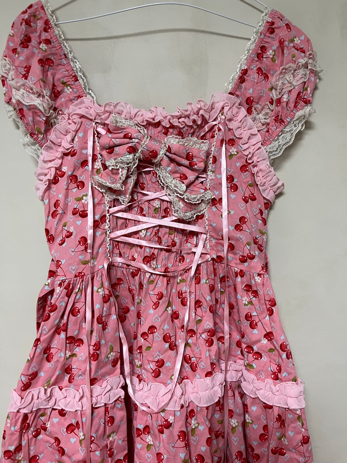 바디라인 리본 히메갸루 체리 원피스 상품이미지2