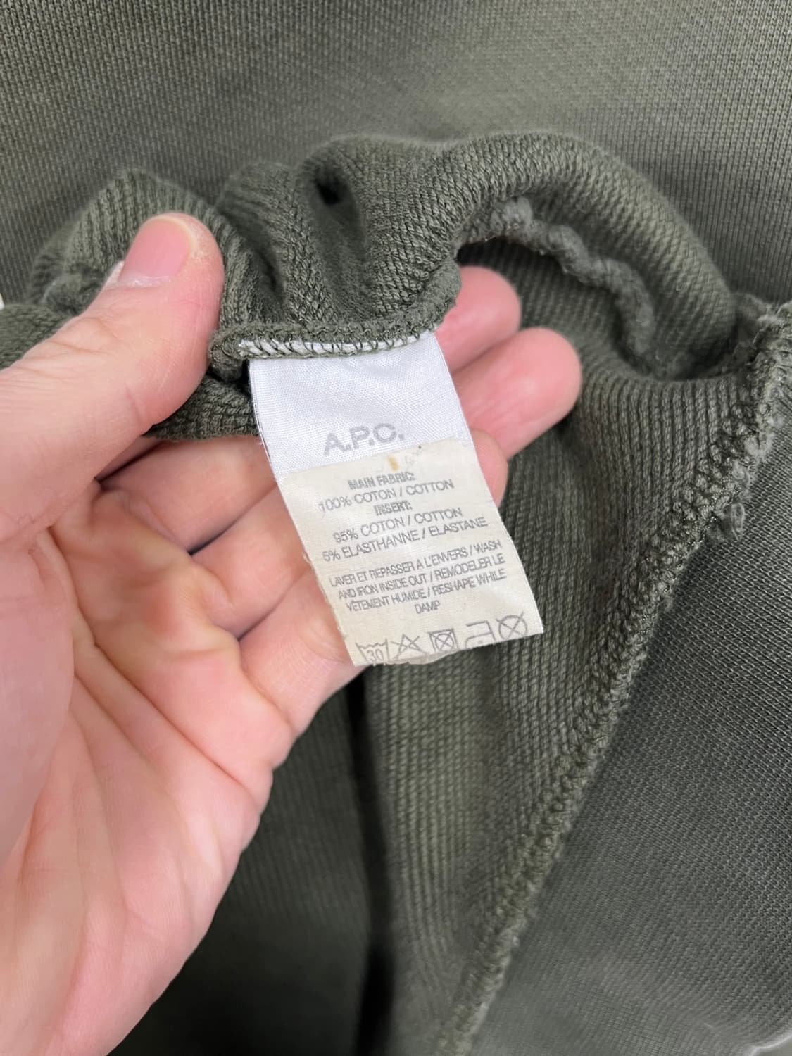 A.P.C. 아페쎄 빅로고 밀리터리 카키 맨투맨 상품이미지5