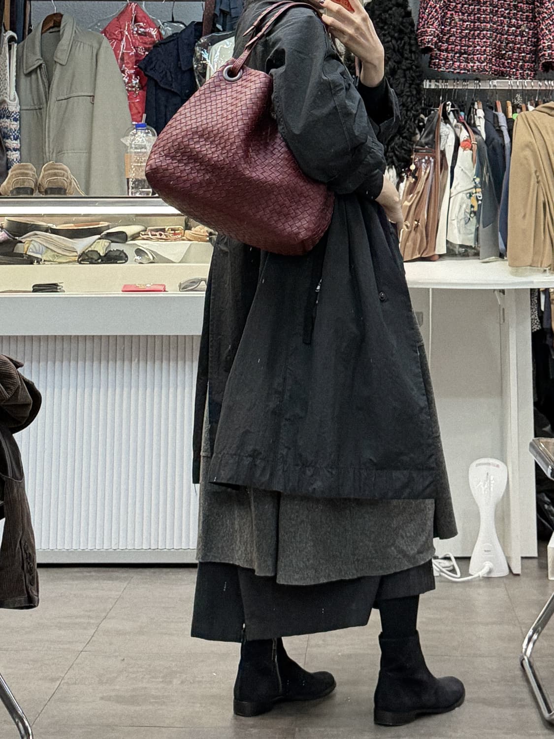 보테가베네타 인트레치아토 레더 호보백 버건디 상품이미지2