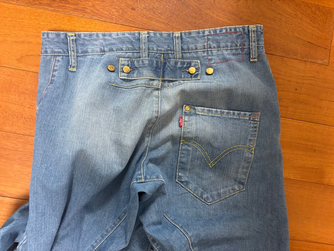 리바이스 엔지니어드진 데님 상품이미지1