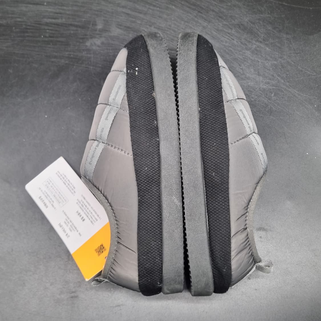 새상품 페이퍼플레인 패딩 슬립온250 상품이미지5