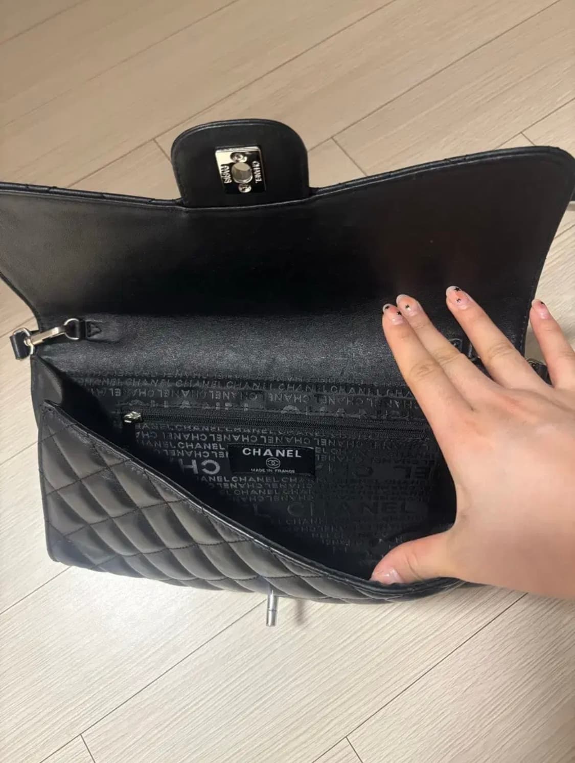 샤넬퀼팅플랩블랙백 상품이미지4