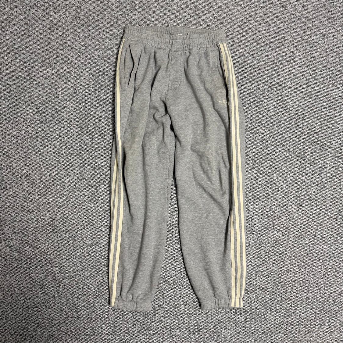 아디다스 스케이트보딩 조거 팬츠 그레이 M 바지 SF 상품이미지1