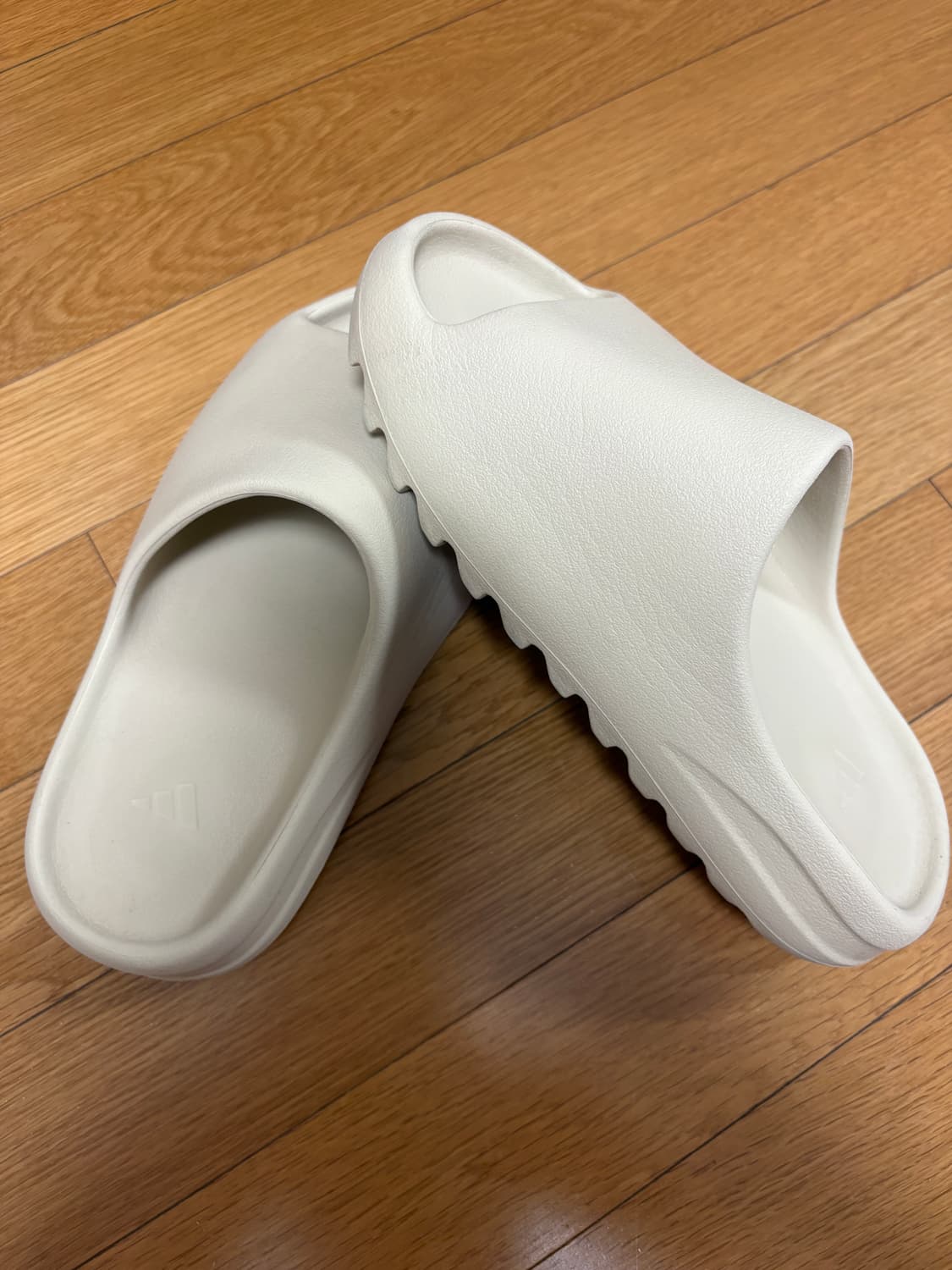 아디다스 이지슬라이드 본 상품이미지3