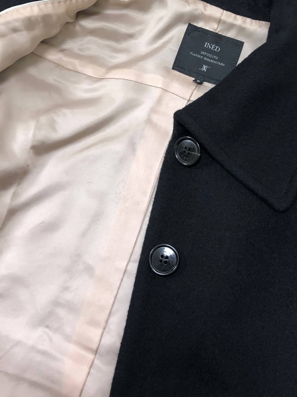 INED 블랙 숏 코트 상품이미지10