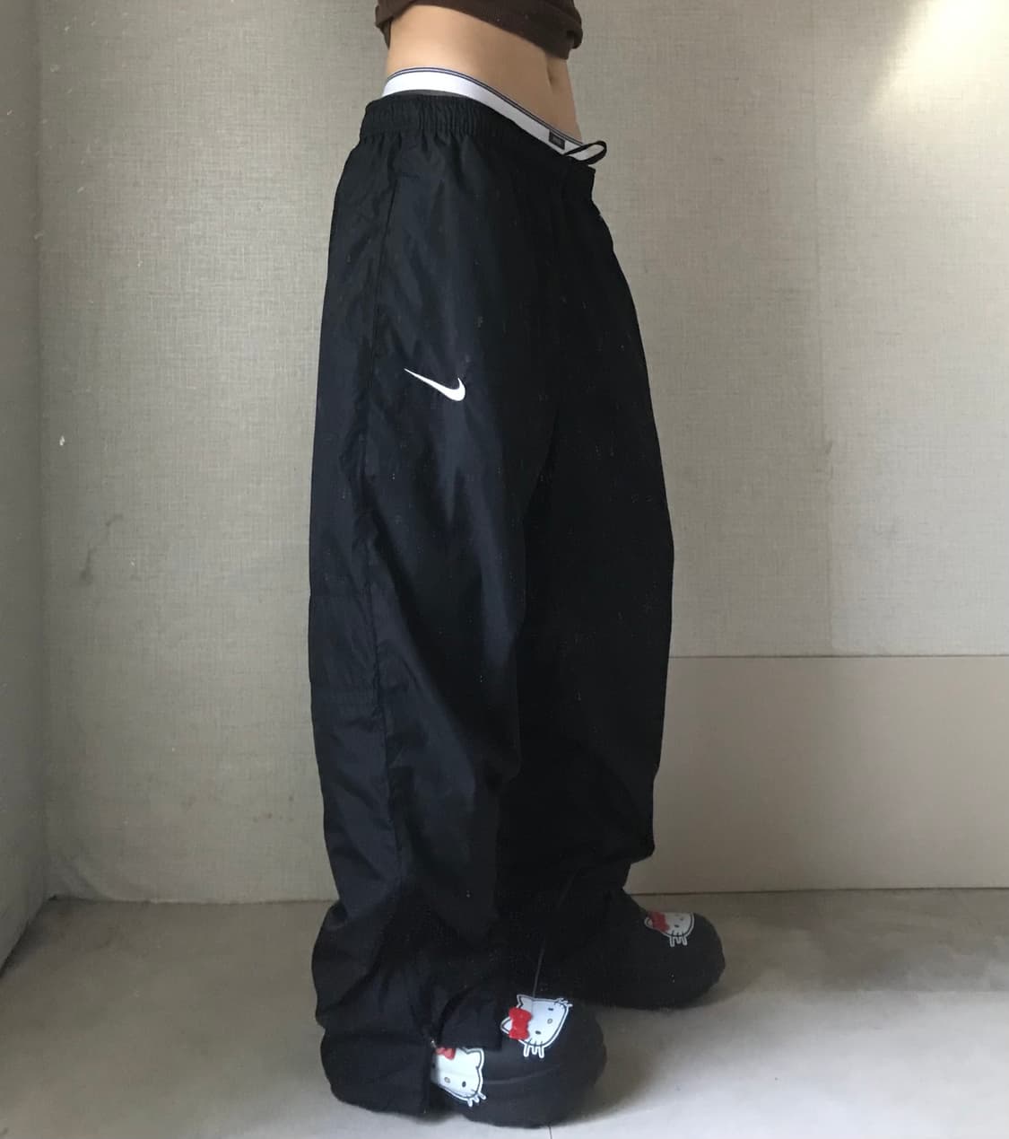 나이키 와이드핏 블랙 트레이닝팬츠 상품이미지1
