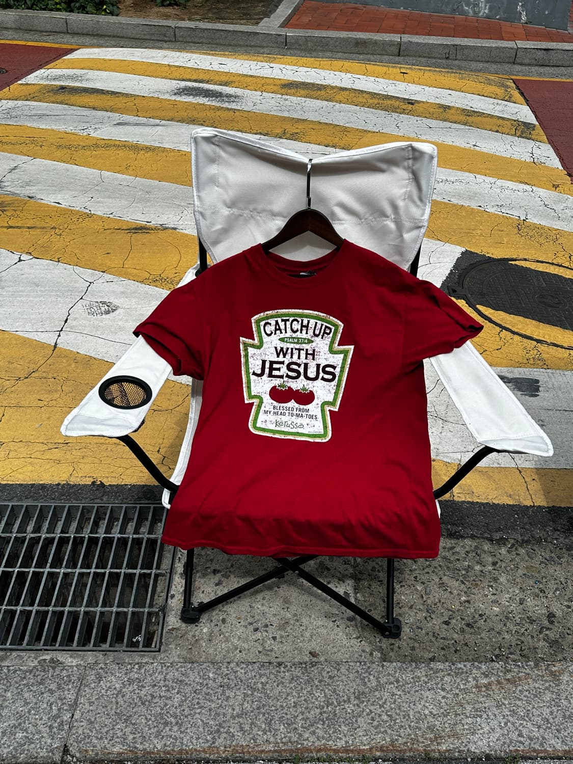 “Catch Up With Jesus” Graphic Tee 상품이미지1