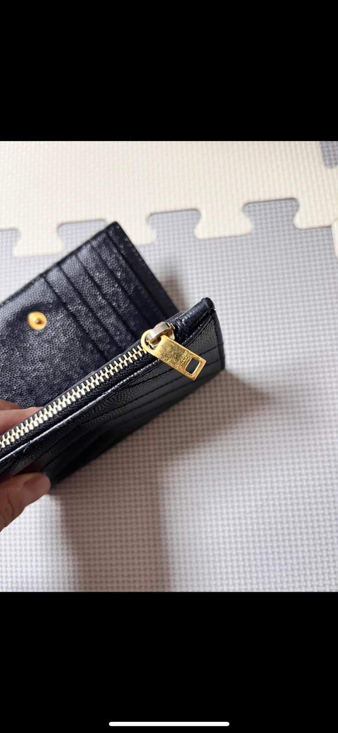 입생로랑 생로랑 금장 반지갑 상품이미지4